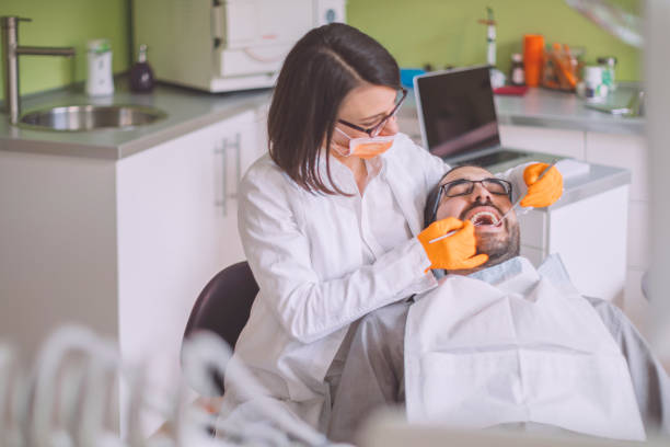 Best Emergency Tooth Extraction  in Tower Lakes, IL